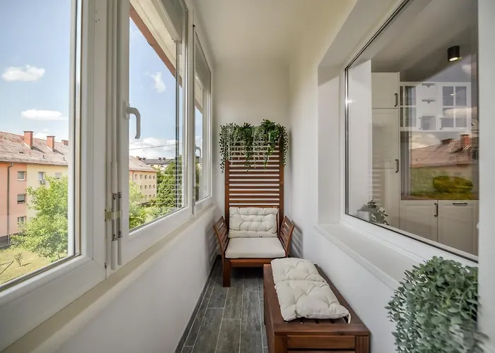 Lagom W Free Parking & Wifi, Tourist Tax Included *